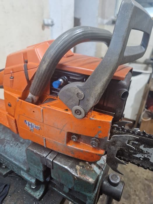 Motofierastrau Husqvarna 262