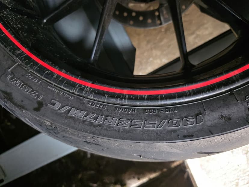 Set roti BMW S1000RR