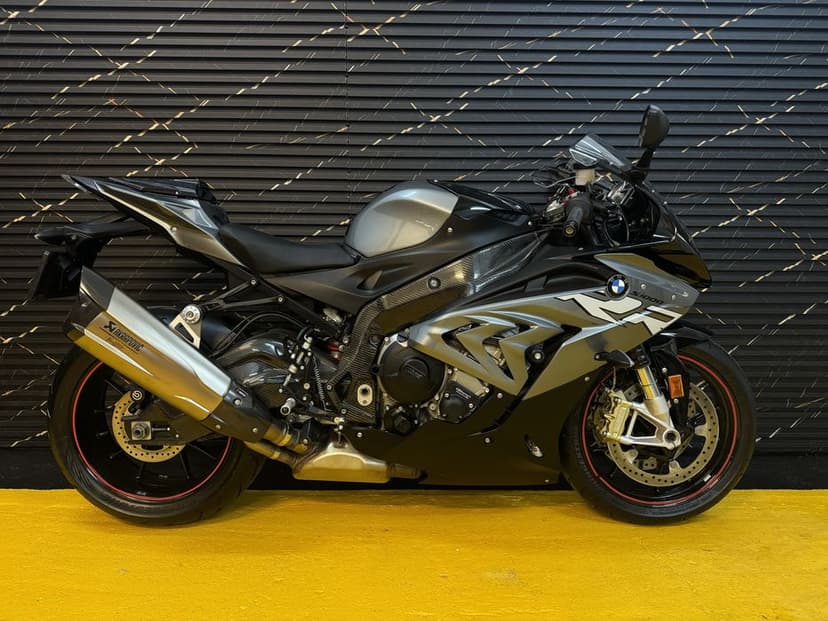 BMW S1000RR 2017, 8100 km, ABS, Quickshifter, Race Mods