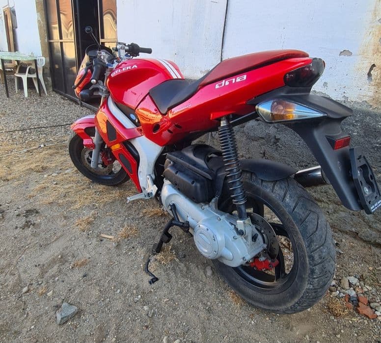 Gilera Dna 80 cc vând /schimb animale