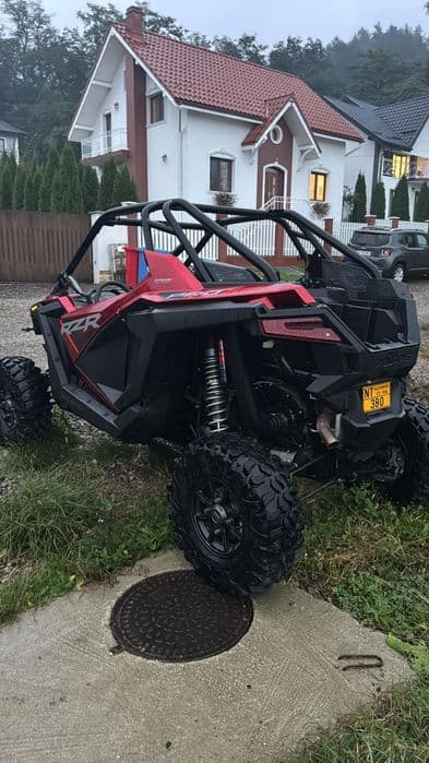 Polaris RZR Pro XP Ultimate 64" – 715 km, stare impecabilă, ca nou