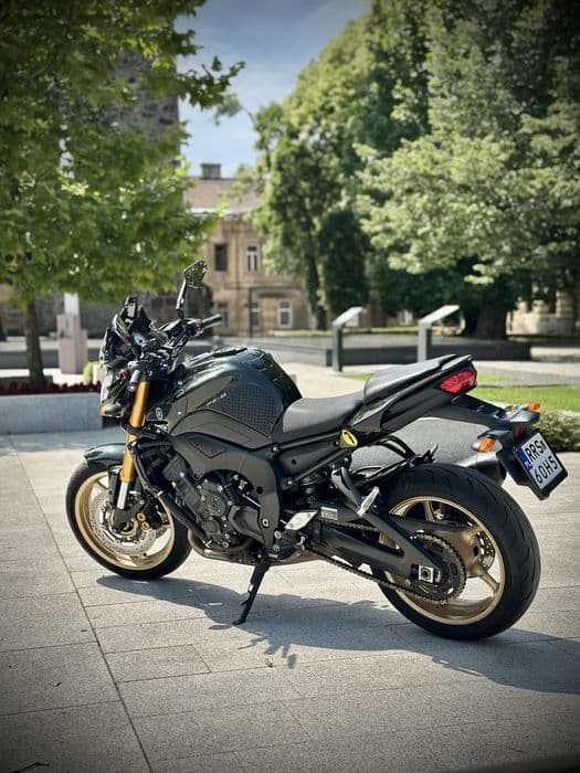 Yamaha FZ8 2011 Akrapovic