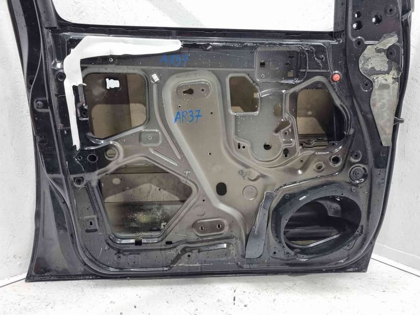 Usa stanga fata Nissan Navara (D40) [Fabr 2005-2014] GN0