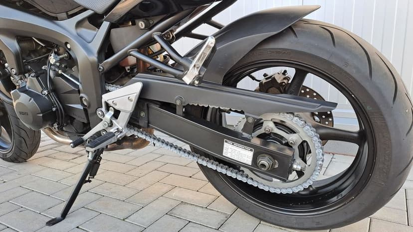 MotoFly Ploiesti vinde Yamaha FZ6N 2005