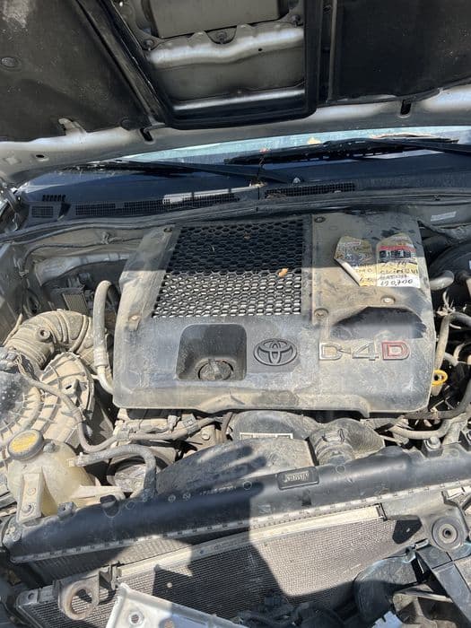 Dezmembrez Dezmembrari Toyota Hilux 2009