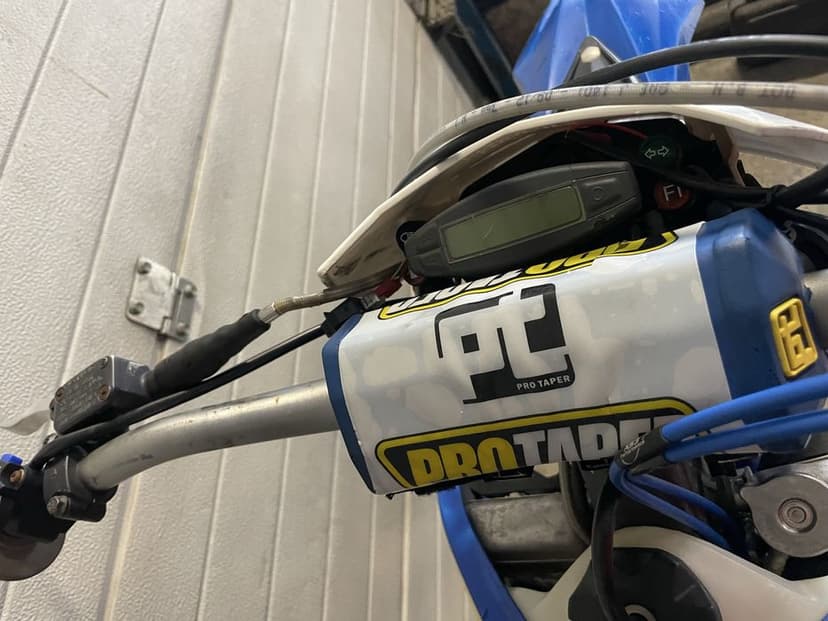 Husaberg husqvarna fe 250 enduro  (te ktm exc f sherco beta )