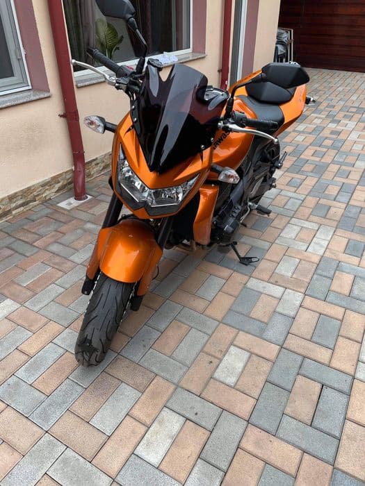Kawasaki Z750 2010