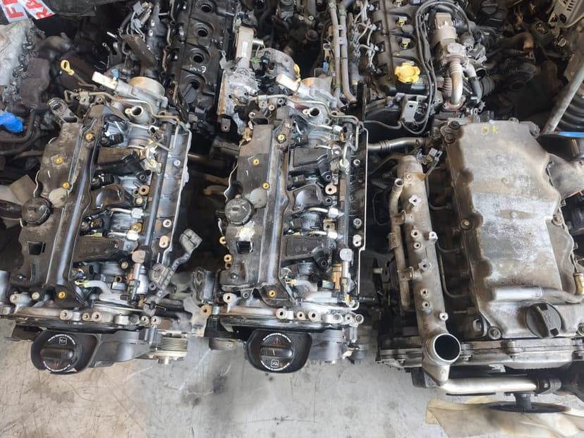 Motor nissan navara pathfinder cabstar maxity 2.3 2.5 3.0 V6 V9X