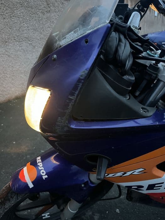 Honda crb 125rr, 15cc an 2005, editie repsol original