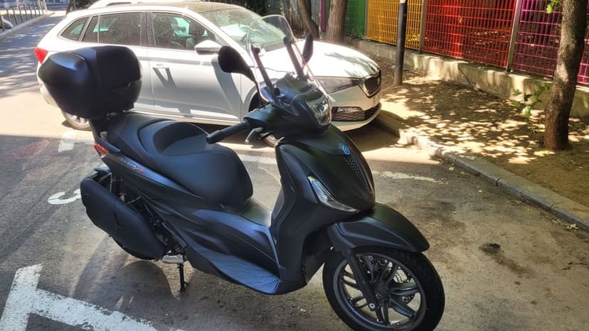 PIAGGIO Beverly 400s
