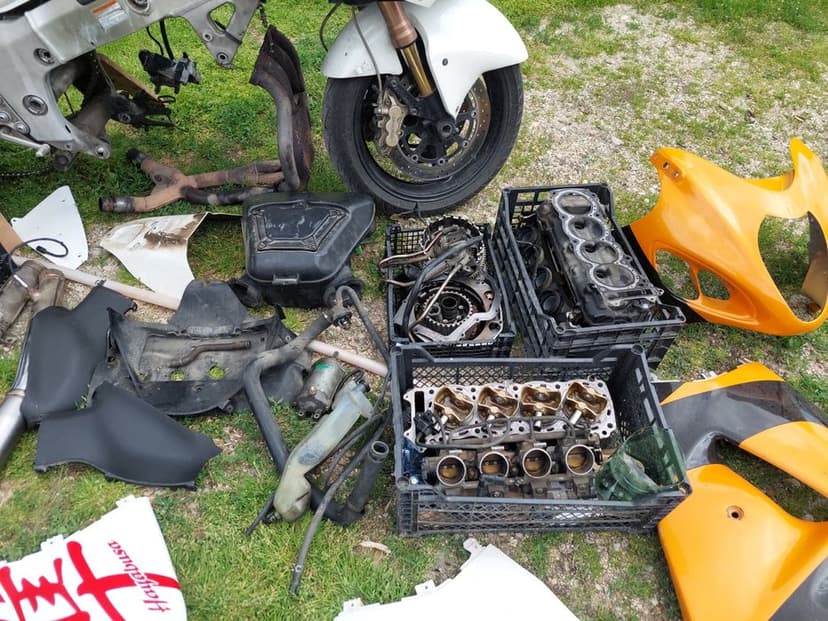 Vand Piese Suzuki GSX1300R  Hayabusa 2003