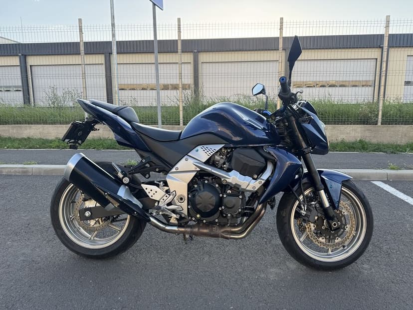 Vand Kawasaki Z750 – An 2009 – Naked Bike, 106 CP –