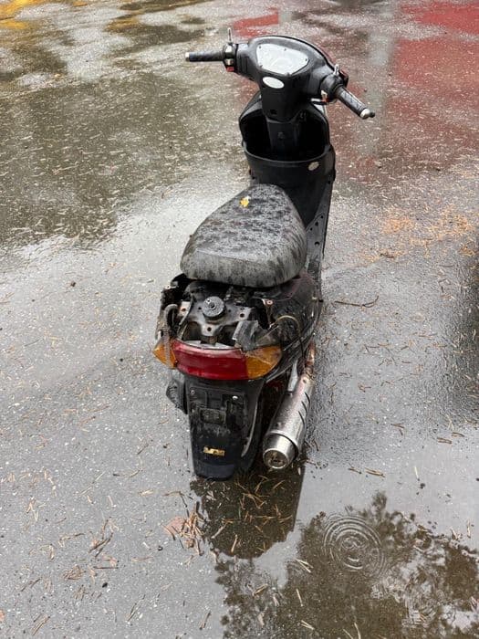 Vand scutere nefunctionale