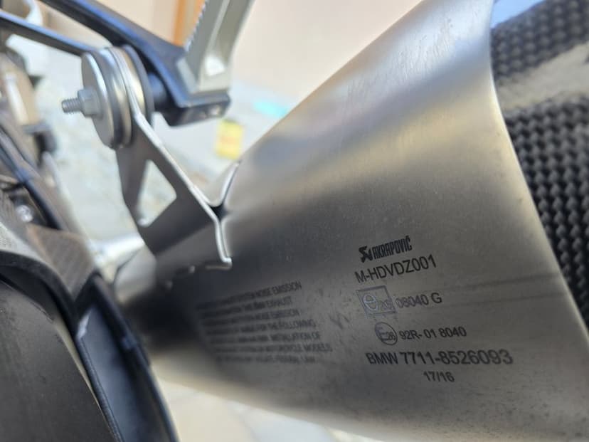 Toba finala Akrapovic titan Bmw S1000RR