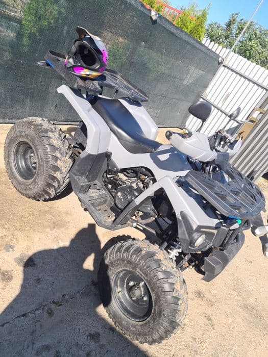 Vând atv volta 180cc automat,pornire la buton schimb cu auto