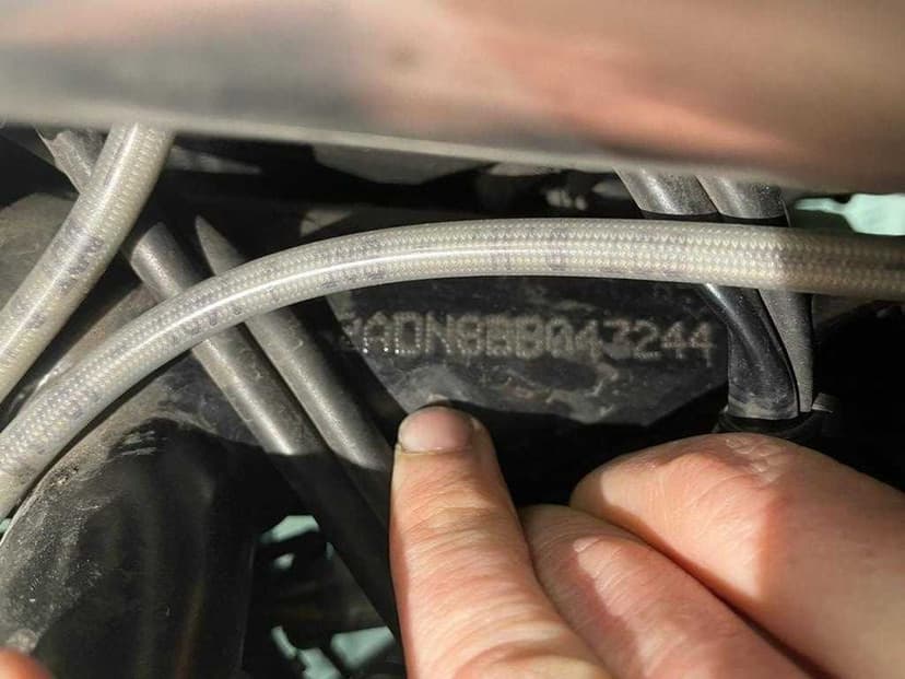 Ducati Monster 2011 - numai 9.900 km - import Canada