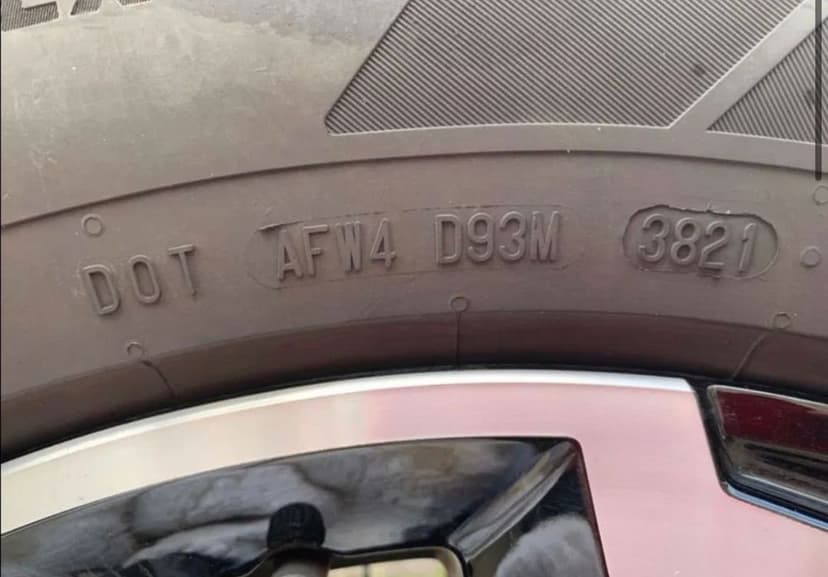 Cauciucuri cu jante Nissan Navara