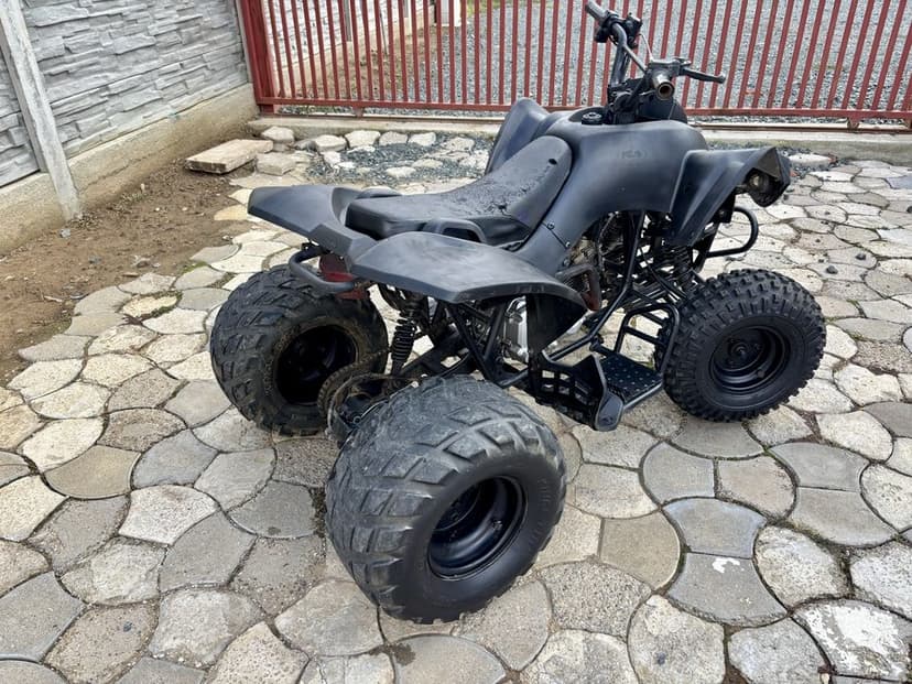 ATV 125CC 4-T semi-automat bine ingrijit