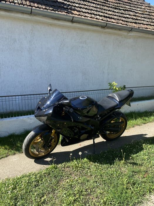 Kawasaki ninja zx6r