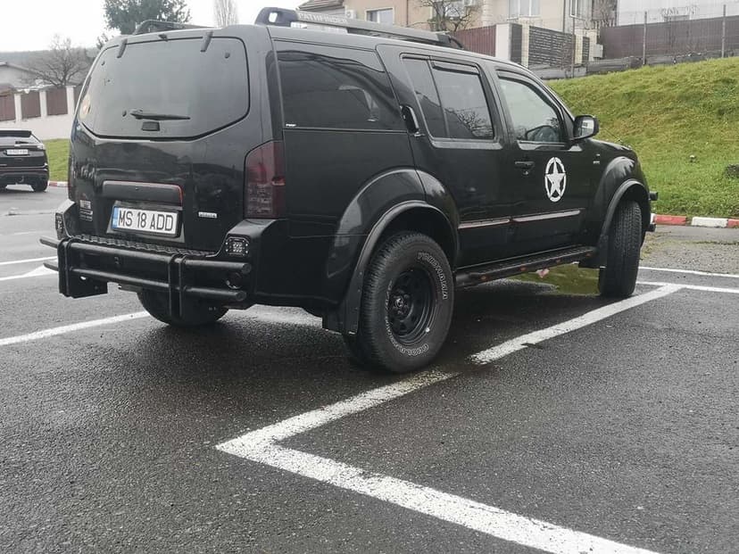 Se vinde Nissan Pathfinder intretinut