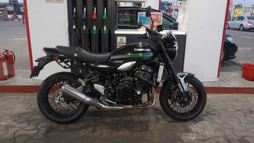 Kawasaki Z900RS Retro-Sport Modern Classic
