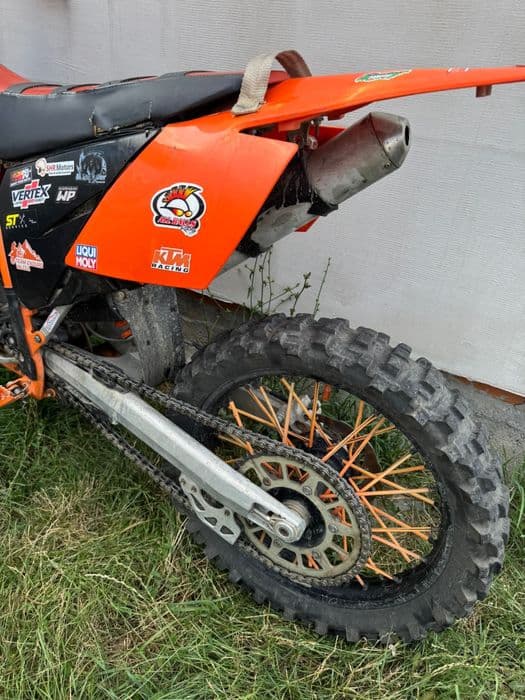 Vand full cross ktm 250 sx din anul 2008 (nu porneste din cauza carb)