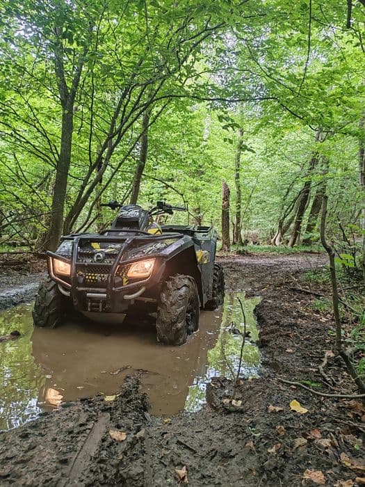 Vând cam am 800 outlander