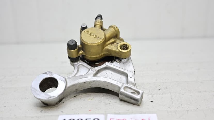 Etrier Frana Spate Cu Suport Honda CBR1000RR SC57 2004 - 2007