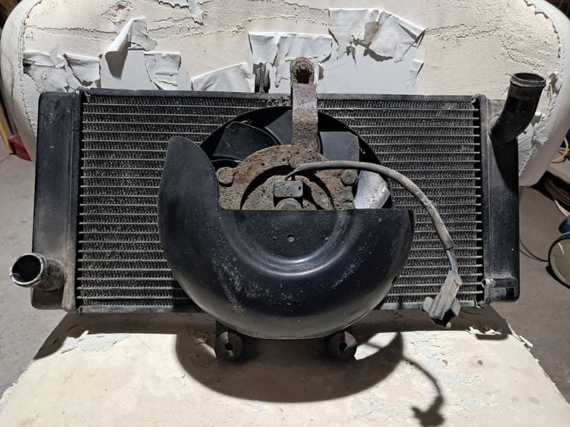 Radiator si ventilator suzuki gsx650f 2008-2012