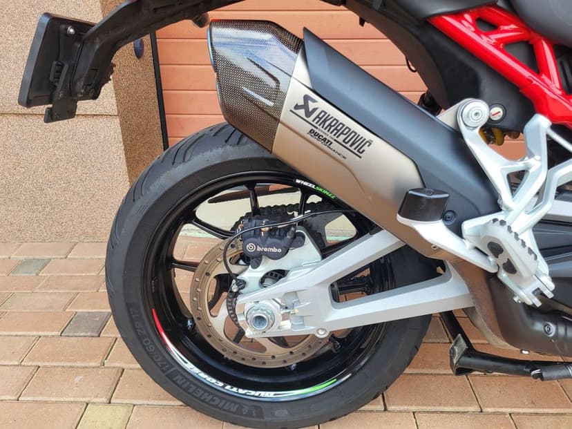 Ducati multistrada v4 travel