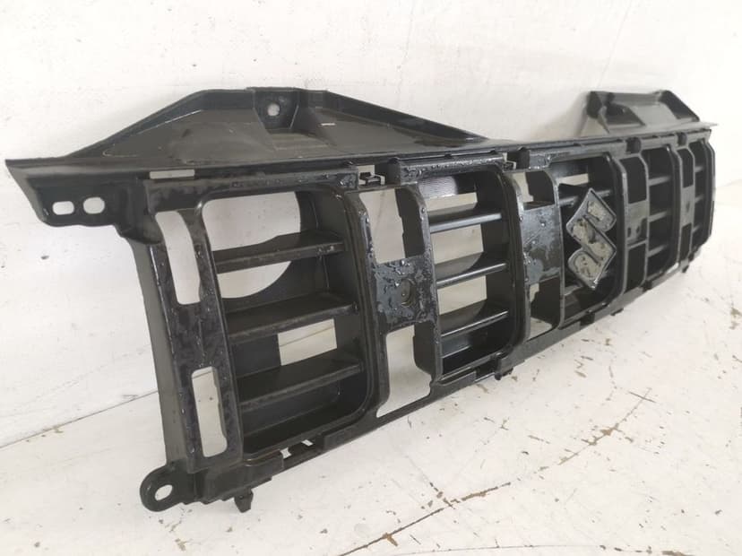 Grila Radiator Suzuki  Jimny 2012 2013 2014 2015 Originala In Stare Bu