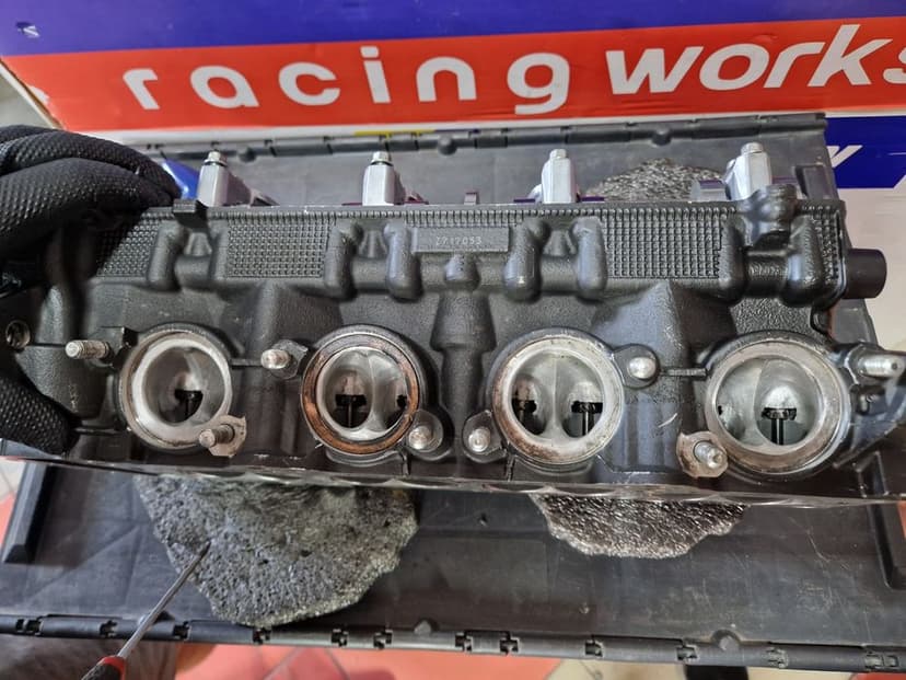 Vand chiulasa Yamaha R1 2015 2025