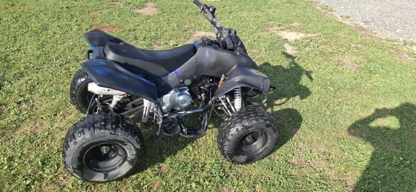 Vând atv de 125cc semi automat