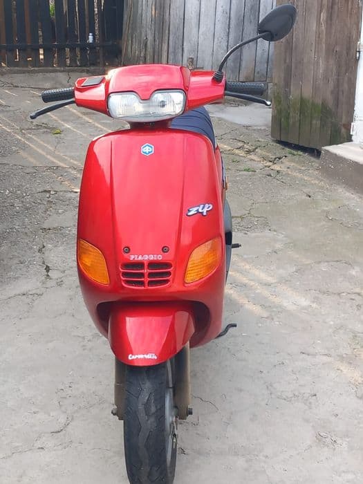 Scuter Piaggio Zip