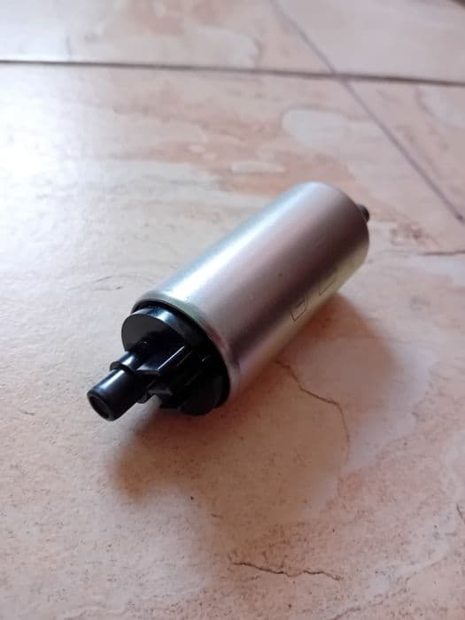 Vând piese honda cbr 125 jc39/jc50