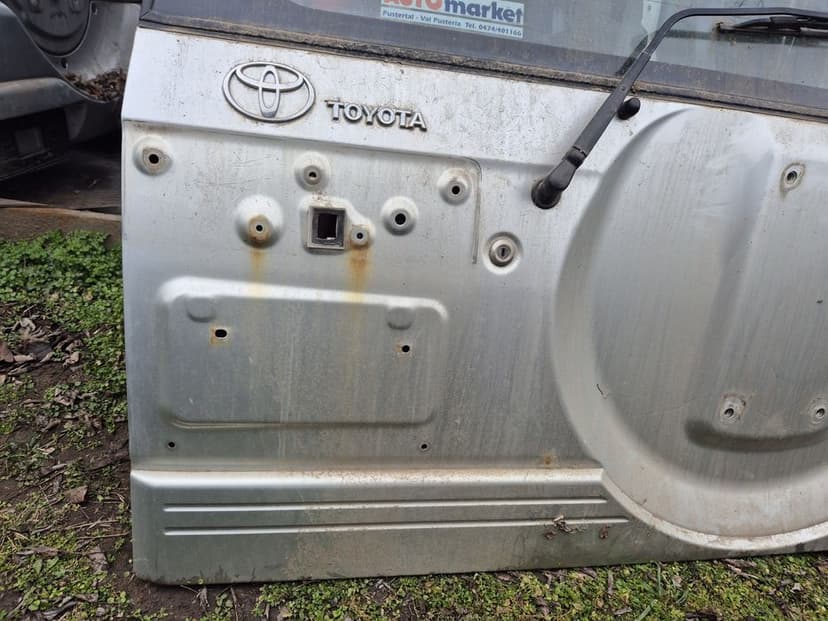 Haion Toyota Land Cruiser J90 Model 3usi 1998-2002.