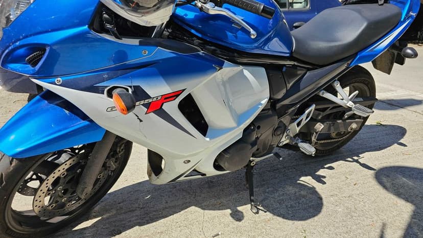 Motocicleta Suzuki GSX650F, ABS, AN 2015, 52000km