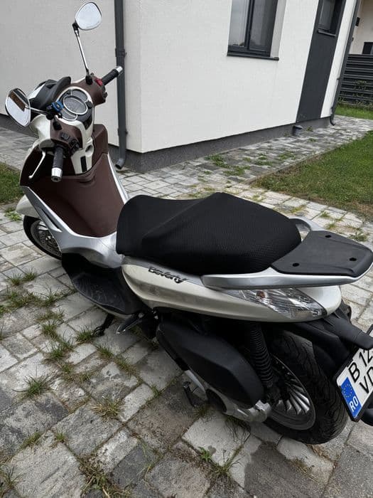 Piaggio Beverly 300