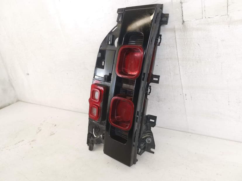 Lampa Stop Stanga Led Land Rover DEFENDER SUV [L663] [2019 - Original