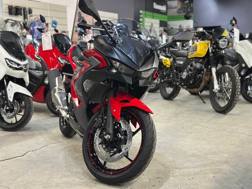 Kawasaki NINJA 500SE - nou 0 km - Kawasaki Constanta by EST BIKE