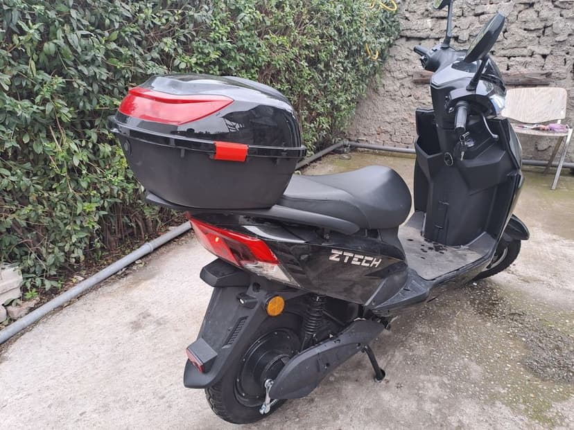 Scuter electric  ztech