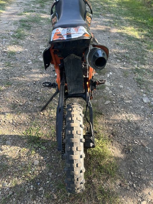 Vand cross kxd 125 + o cască matimea L