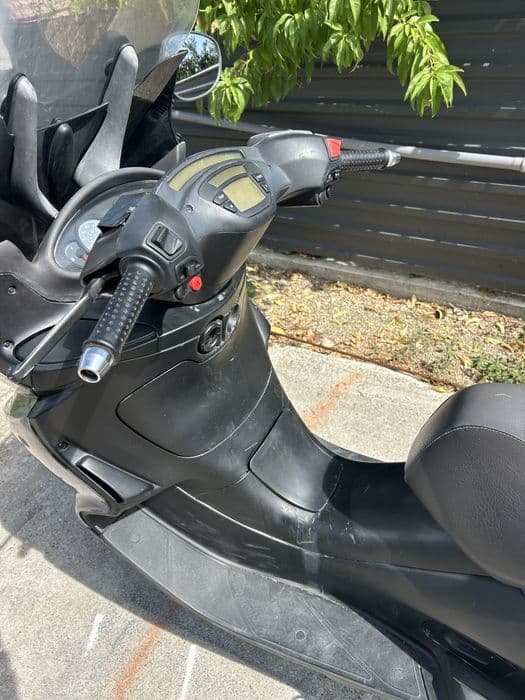 Piaggio x9 maxi scuter