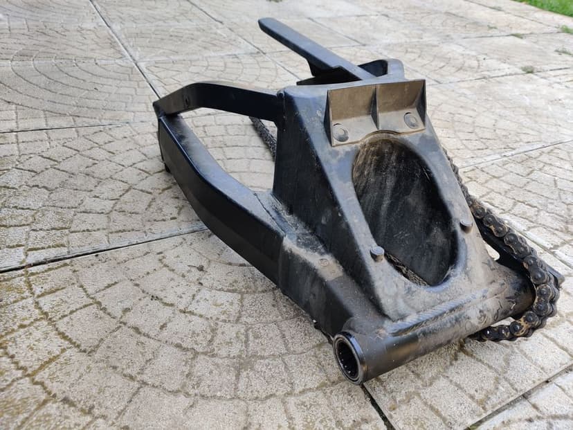 Bascula spate Suzuki Hayabusa gen 2