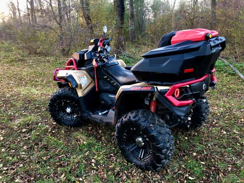 De Vânzare Can-Am XMR R, motor 1000,92 Cp,An 2019, Extra Dotat