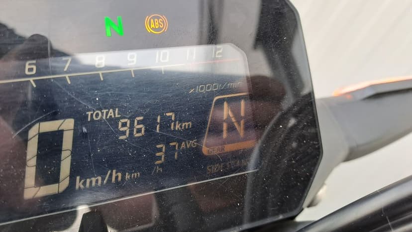 MotoFly Ploiesti vinde Honda CB125R an 2019 categ A1