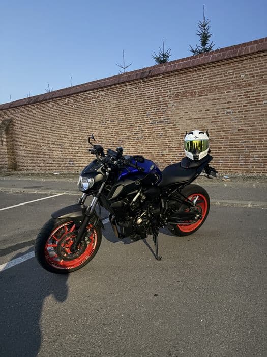 Vand Yamaha mt07 limitat a2