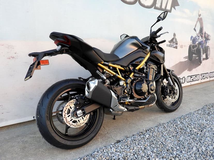 Motocicletă Kawasaki Z900 2026 | Rate | Leasing