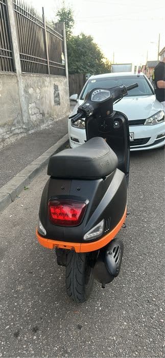 Vand scuter DTS 49cc