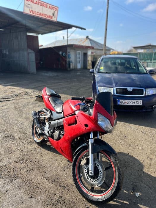 Vand sau schimb Honda CBR 125